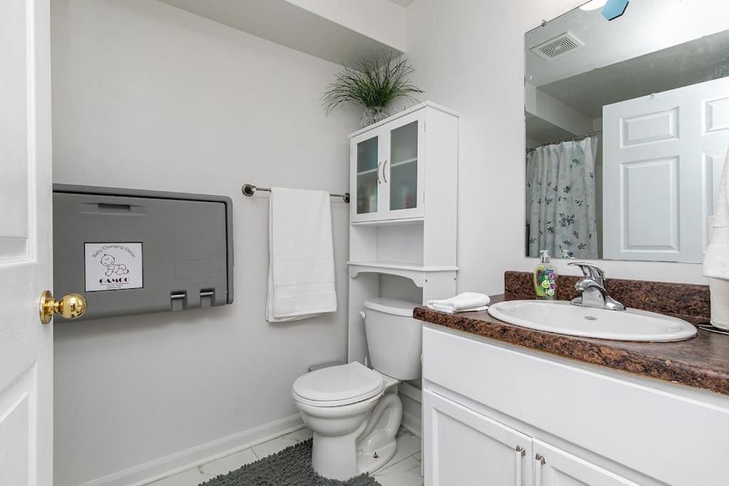 Family Friendly Home Close To Airport And Downtown Des Moines Esterno foto