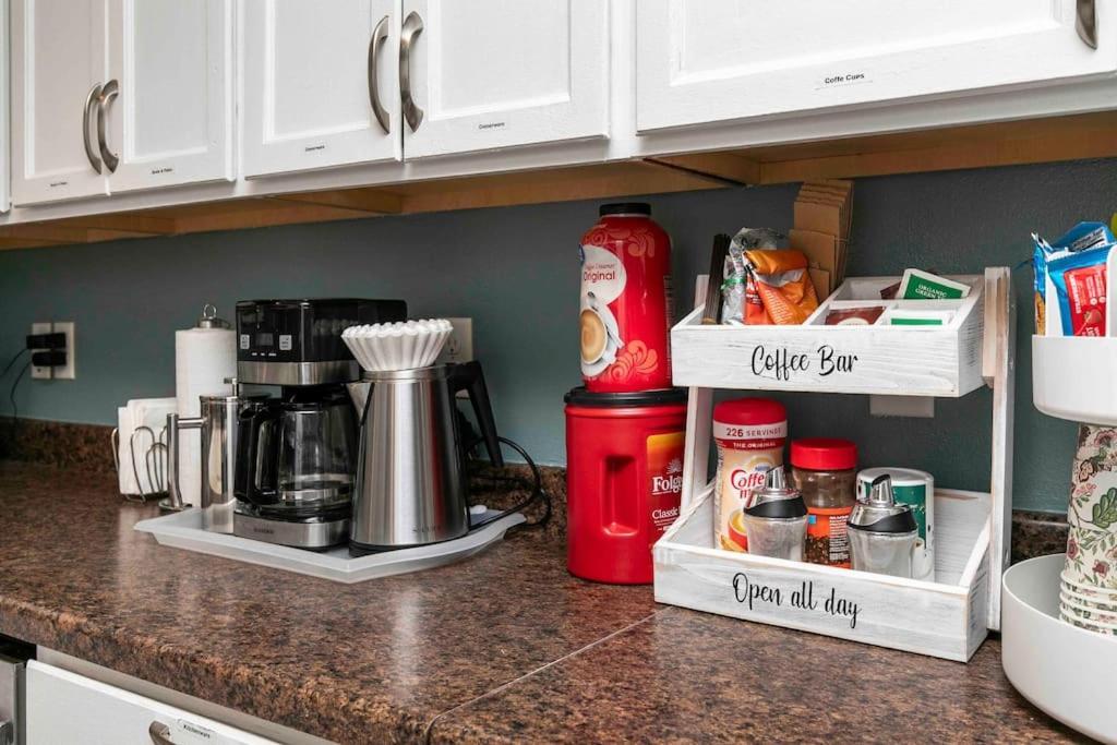 Family Friendly Home Close To Airport And Downtown Des Moines Esterno foto
